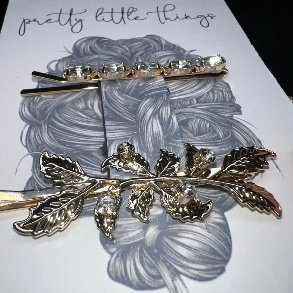 Pretty Little Things Rhinestone Hair‎ Pin Set